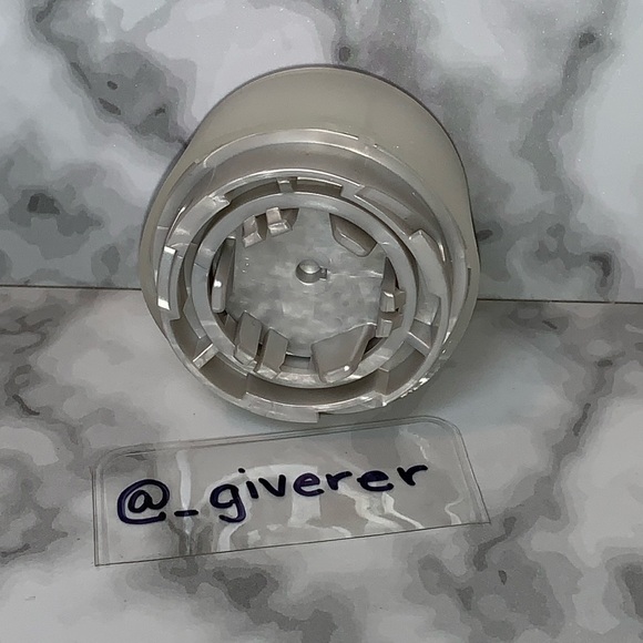 Cashmere Clarisonic Brush Head - Picture 2 of 9